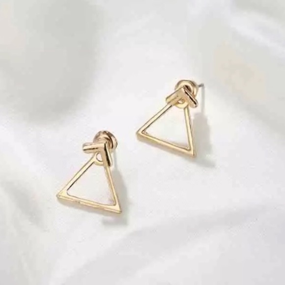 ⚜️[𝟯/$𝟭𝟴]⚜️NEW Triangle Minimalist Jackets - Picture 8 of 12